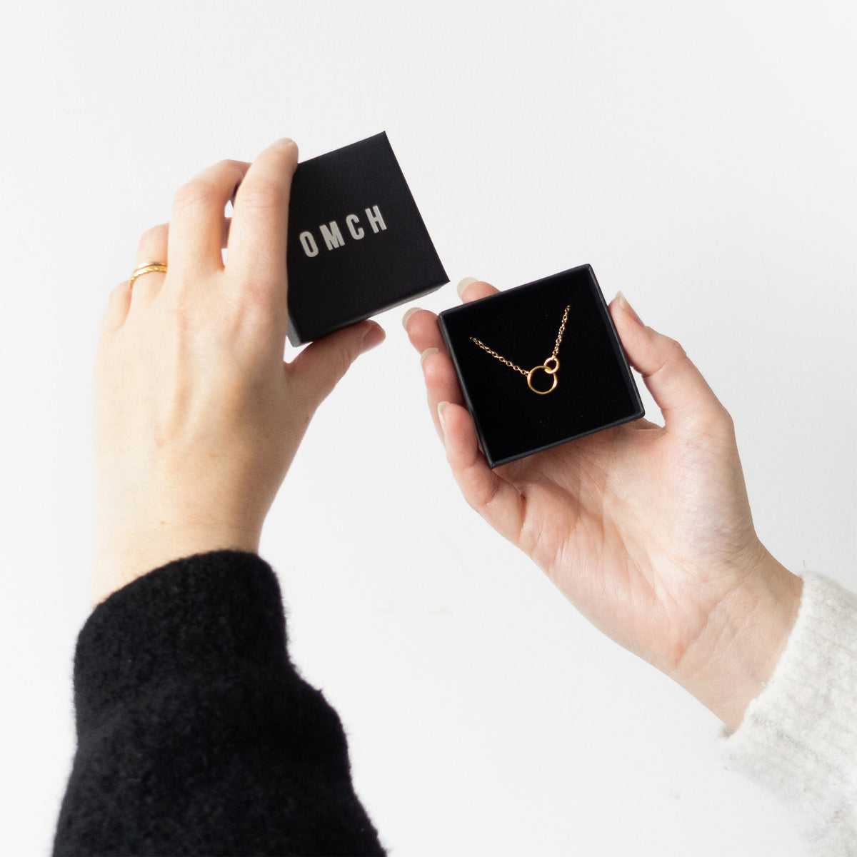 Gold Carnation January Birth Flower Necklace