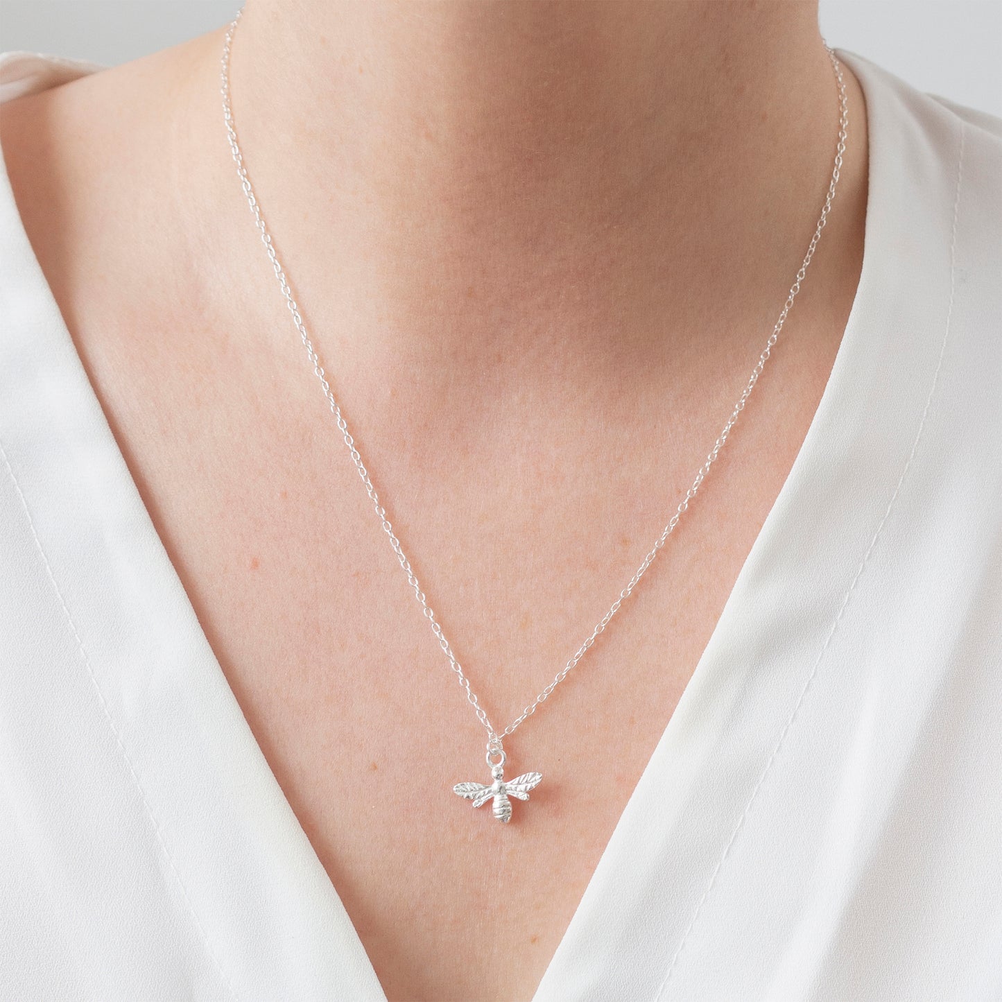 Silver Bee Necklace - Sustainable minimal jewellery | OMCH – Oh My ...