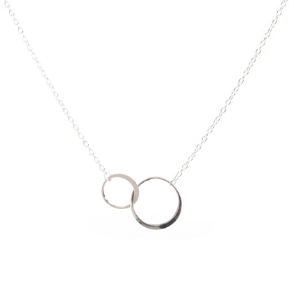 Minimal Silver Flat Linked Necklace